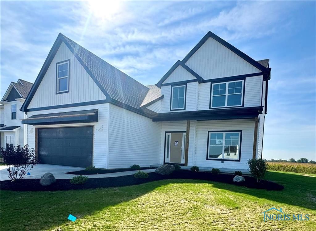 9853 Featherwood Lane, Sylvania, OH 43560