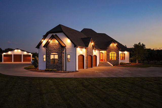 524 Fern Valley Rd, White House, TN 37188