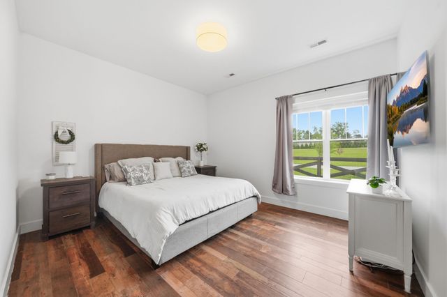 524 Fern Valley Rd, White House, TN 37188