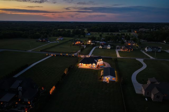 524 Fern Valley Rd, White House, TN 37188