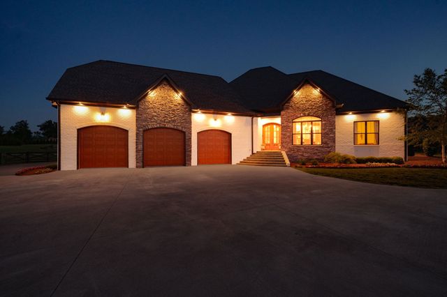 524 Fern Valley Rd, White House, TN 37188