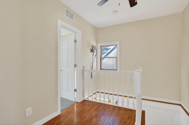 1935 Fremont Avenue E, Saint Paul, MN 55119