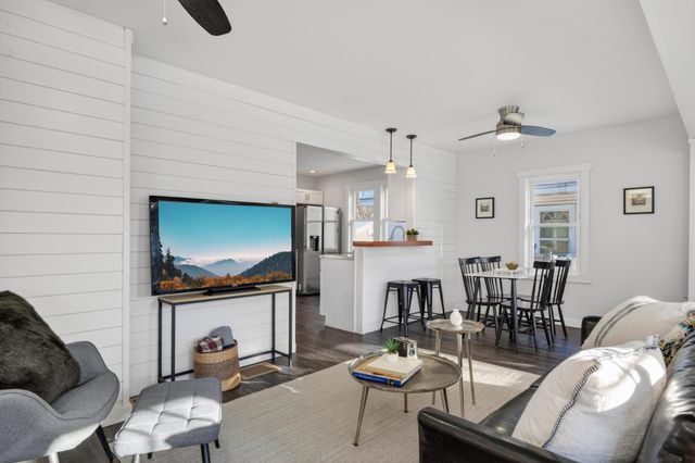 1935 Fremont Avenue E, Saint Paul, MN 55119