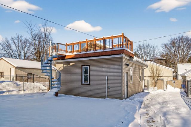 1935 Fremont Avenue E, Saint Paul, MN 55119