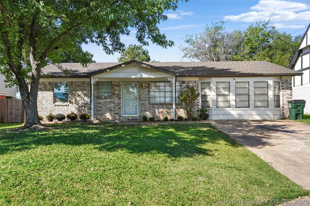 1410 N Dogwood Street, Owasso, OK 74055
