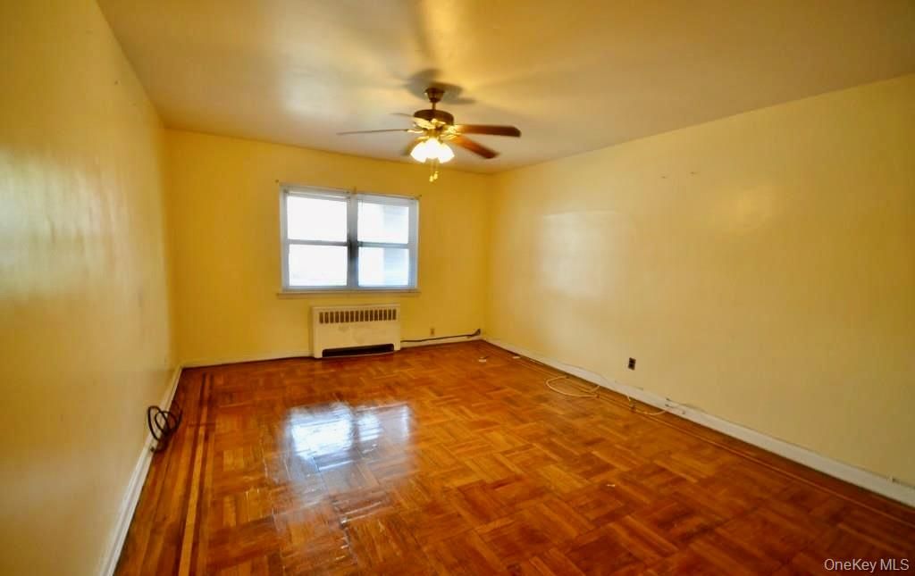 1454 E 233rd Street 1, Bronx, NY 10466