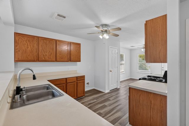 21907 Willow Shade Lane, Tomball, TX 77375