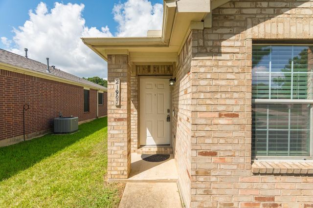 21907 Willow Shade Lane, Tomball, TX 77375