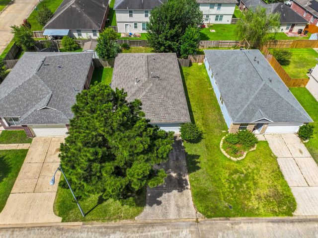21907 Willow Shade Lane, Tomball, TX 77375