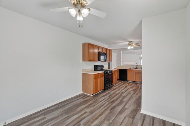 21907 Willow Shade Lane, Tomball, TX 77375
