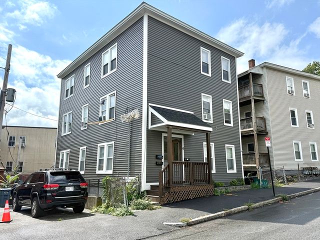 6 Berkeley St, Worcester, MA 01605