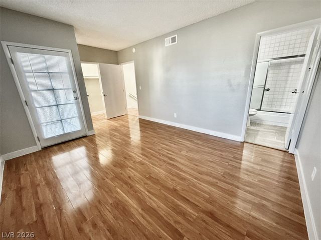 2654 Aracatuba Avenue, Las Vegas, NV 89121