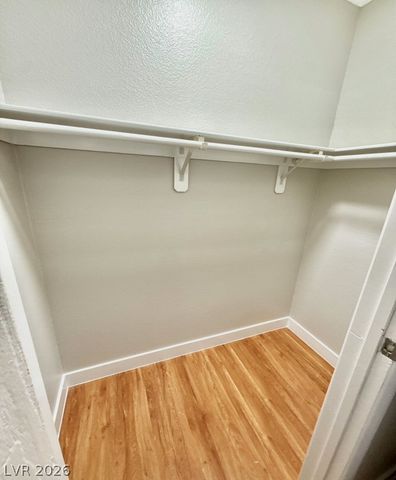 2654 Aracatuba Avenue, Las Vegas, NV 89121