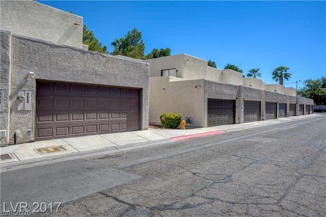 2654 Aracatuba Avenue, Las Vegas, NV 89121