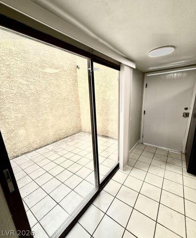 2654 Aracatuba Avenue, Las Vegas, NV 89121