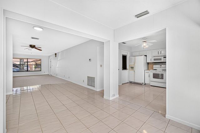 9830 Bischofia Tree Way, Boynton Beach, FL 33436