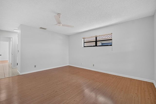 9830 Bischofia Tree Way, Boynton Beach, FL 33436