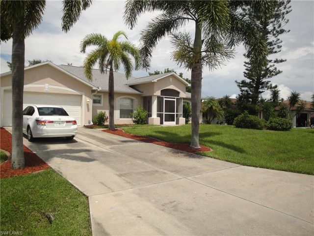 301 SE 1st ST, Cape Coral, FL 33990