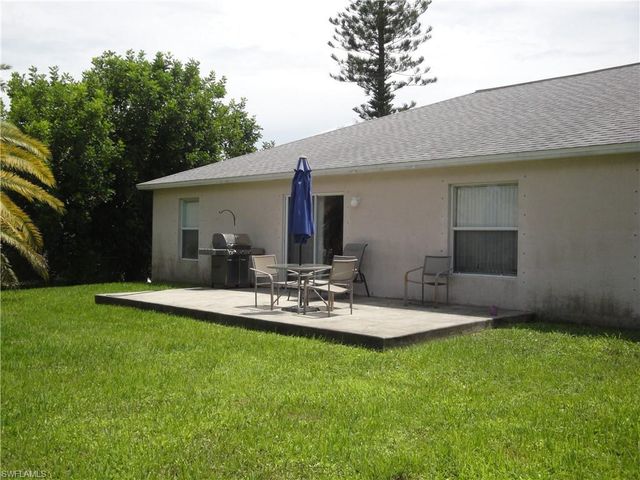 301 SE 1st ST, Cape Coral, FL 33990
