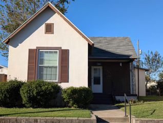 1001 E Locust Street, Vincennes, IN 47591
