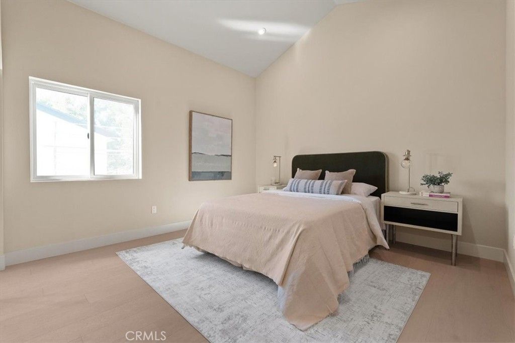 Image 22 of property listing at 10505 Jordan, Chatsworth, CA 91311