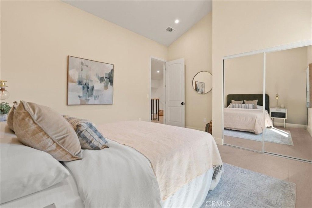 Image 23 of property listing at 10505 Jordan, Chatsworth, CA 91311