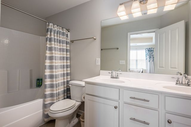 209 Dursley Ln, Spring Hill, TN 37174