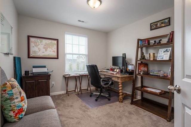 209 Dursley Ln, Spring Hill, TN 37174
