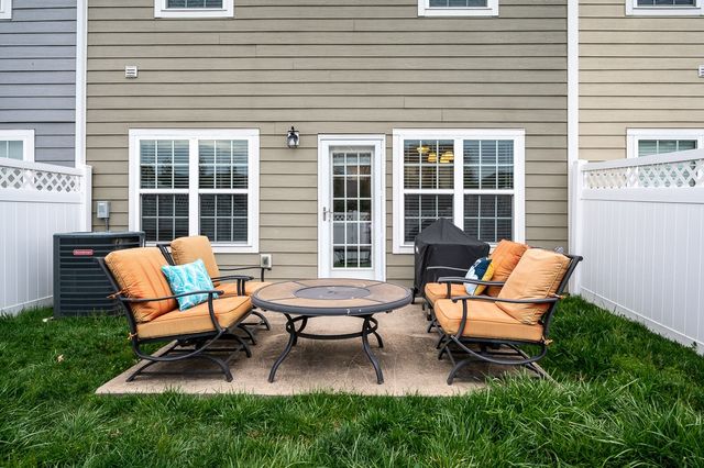 209 Dursley Ln, Spring Hill, TN 37174
