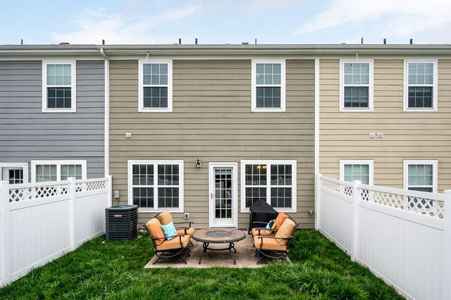 209 Dursley Ln, Spring Hill, TN 37174