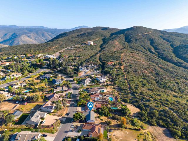 15674 Cathedral Way, Ramona, CA 92065