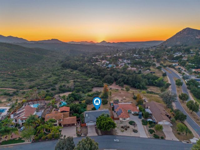 15674 Cathedral Way, Ramona, CA 92065