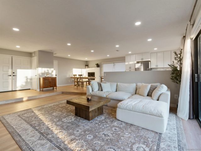 15674 Cathedral Way, Ramona, CA 92065