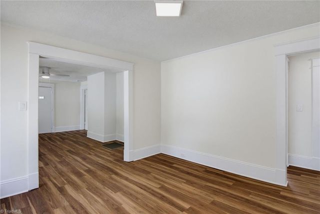 1500 Elwood Avenue, Greensboro, NC 27403