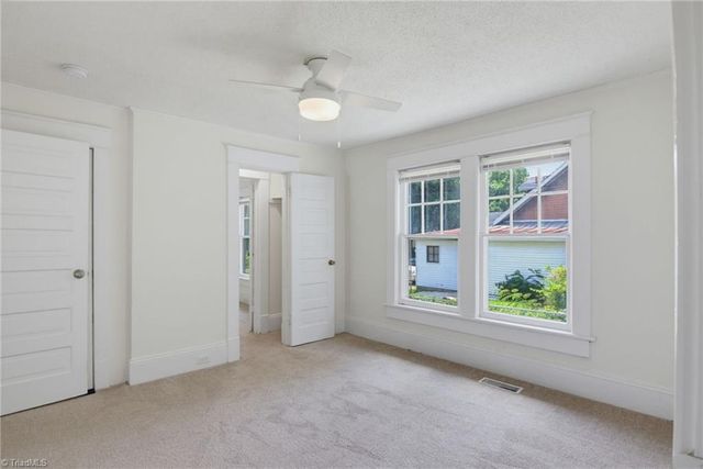 1500 Elwood Avenue, Greensboro, NC 27403