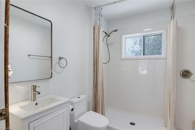 1500 Elwood Avenue, Greensboro, NC 27403