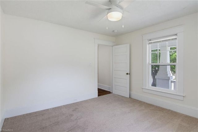 1500 Elwood Avenue, Greensboro, NC 27403