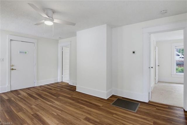1500 Elwood Avenue, Greensboro, NC 27403