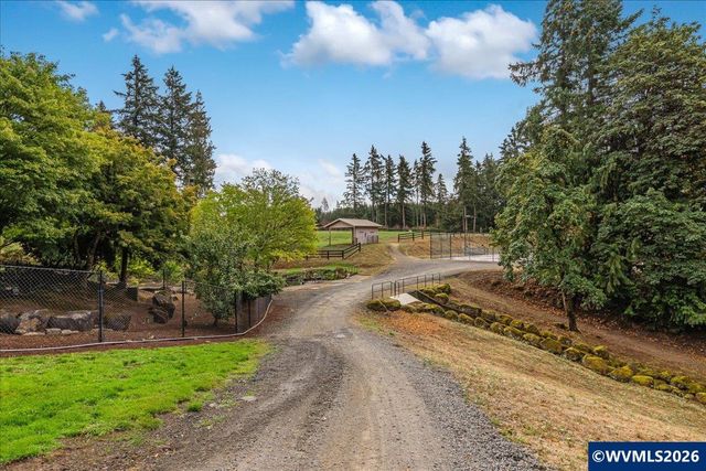 22396 S Parrot Creek Rd, Oregon City, OR 97045