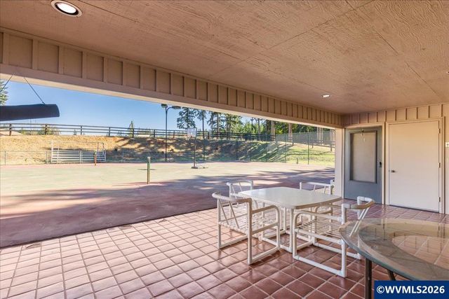 22396 S Parrot Creek Rd, Oregon City, OR 97045