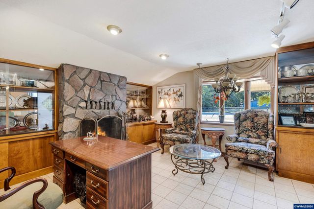 22396 S Parrot Creek Rd, Oregon City, OR 97045