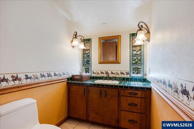 22396 S Parrot Creek Rd, Oregon City, OR 97045