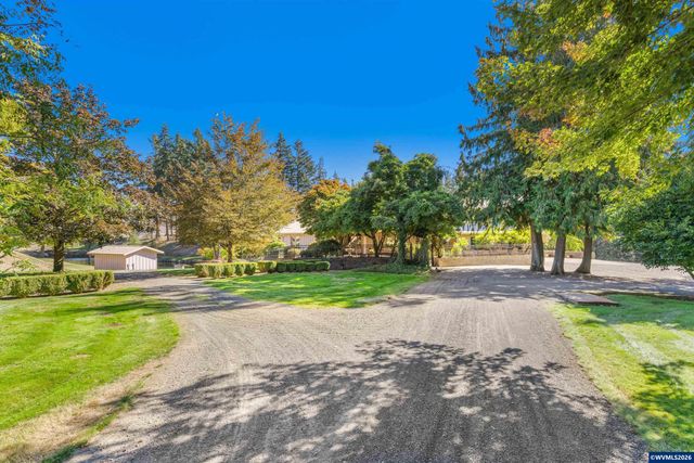 22396 S Parrot Creek Rd, Oregon City, OR 97045