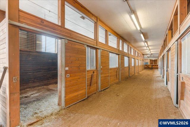 22396 S Parrot Creek Rd, Oregon City, OR 97045