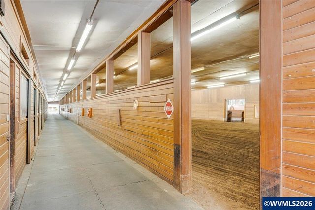 22396 S Parrot Creek Rd, Oregon City, OR 97045