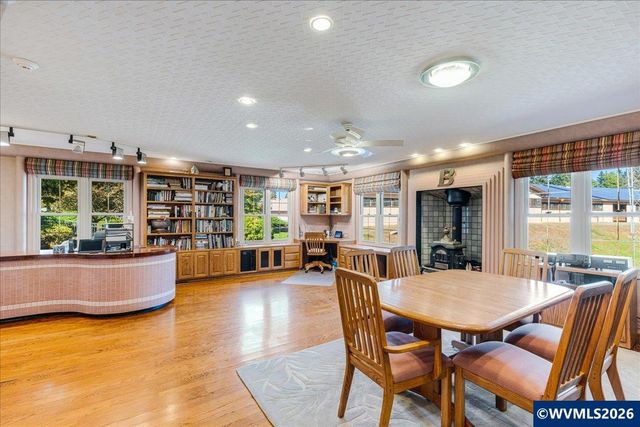 22396 S Parrot Creek Rd, Oregon City, OR 97045