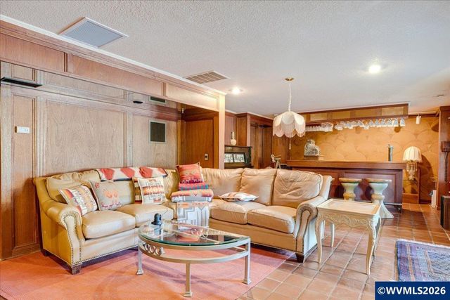 22396 S Parrot Creek Rd, Oregon City, OR 97045