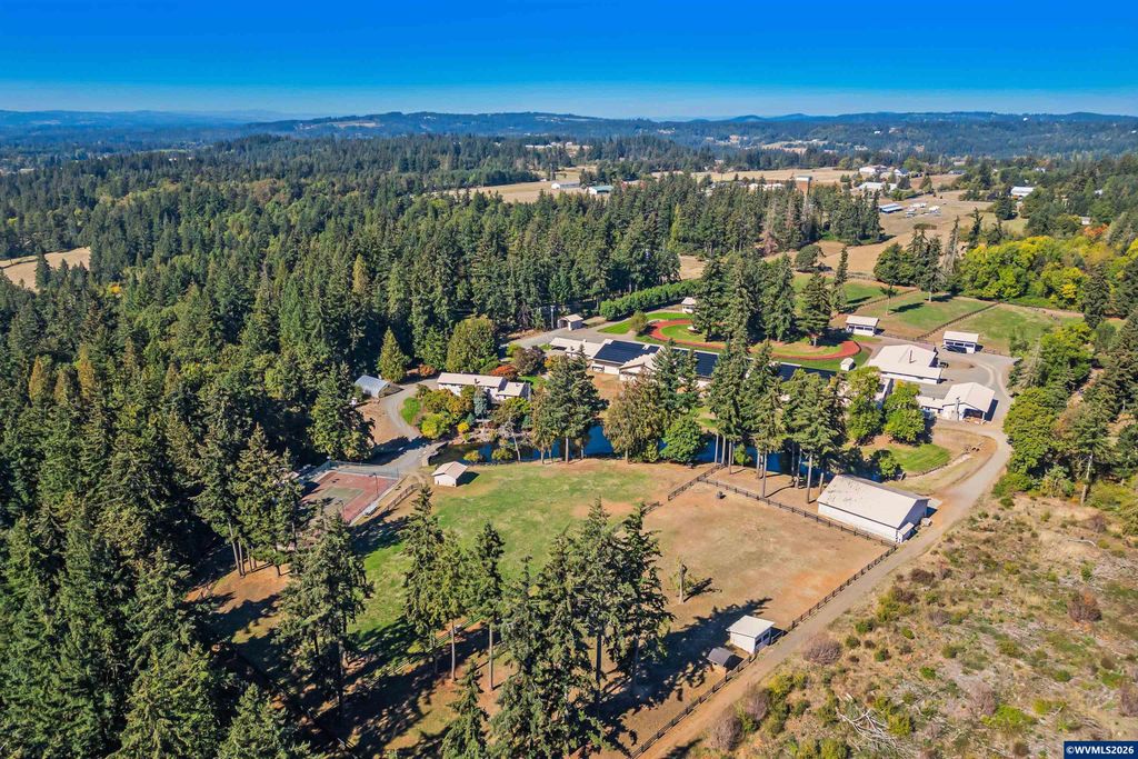 22396 S Parrot Creek Rd, Oregon City, OR 97045