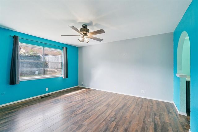 3812 NE 140th Terrace, Edmond, OK 73013