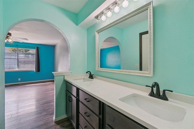 3812 NE 140th Terrace, Edmond, OK 73013